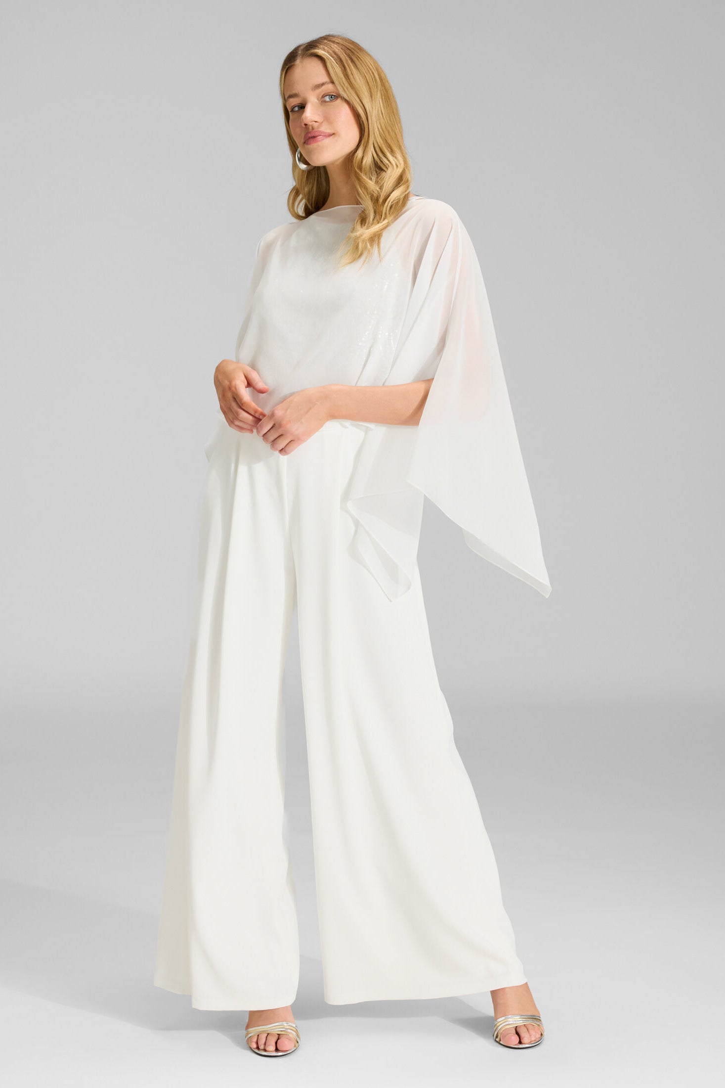 Schlupf-Stola aus Chiffon mit Ärmelschlitzen