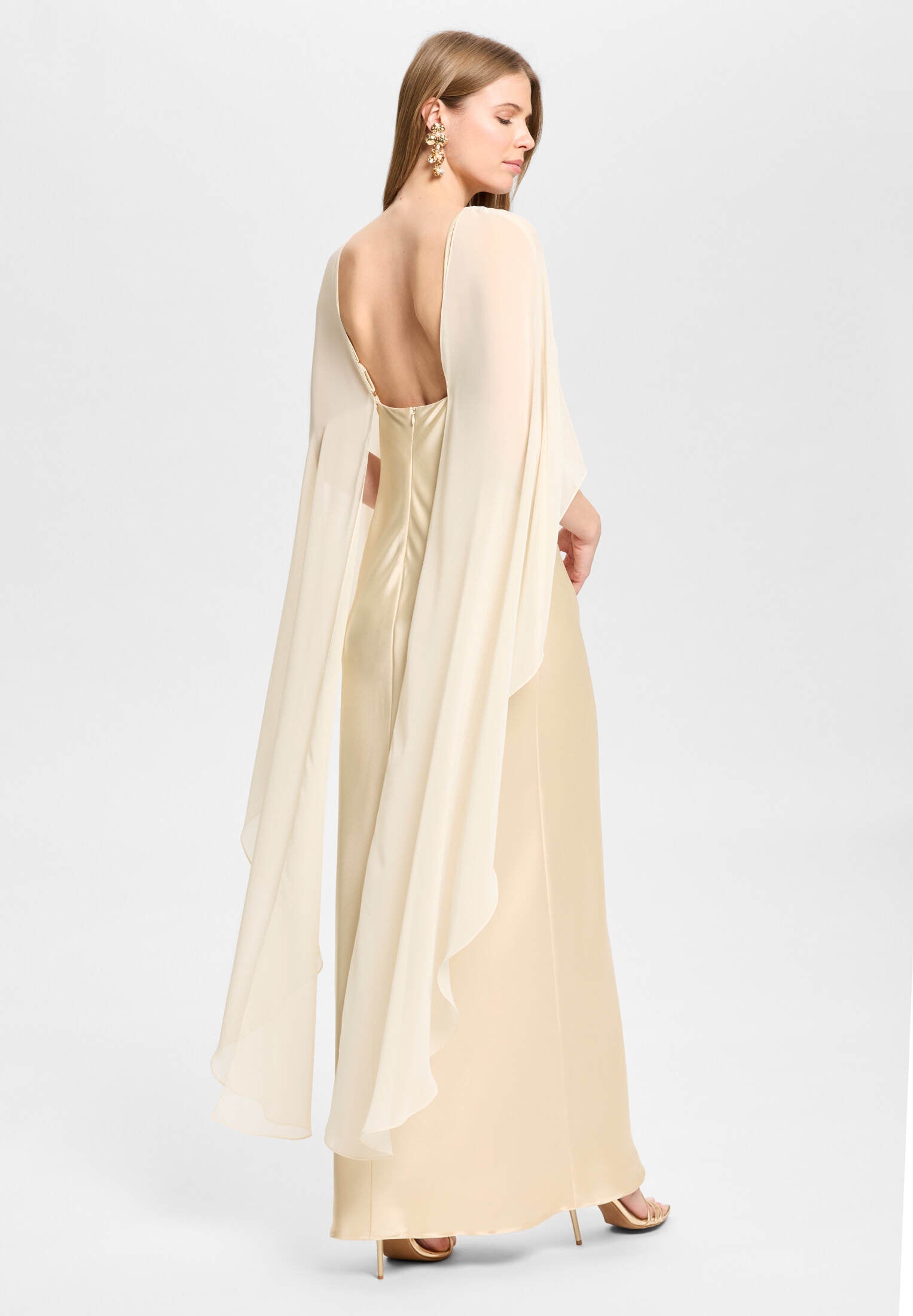 Abendkleid aus Satin mit abnehmbarem Chiffon Cape
