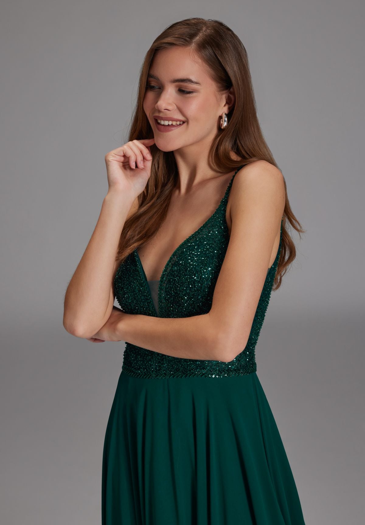 Langes paillettenbesticktes Abiball-Kleid