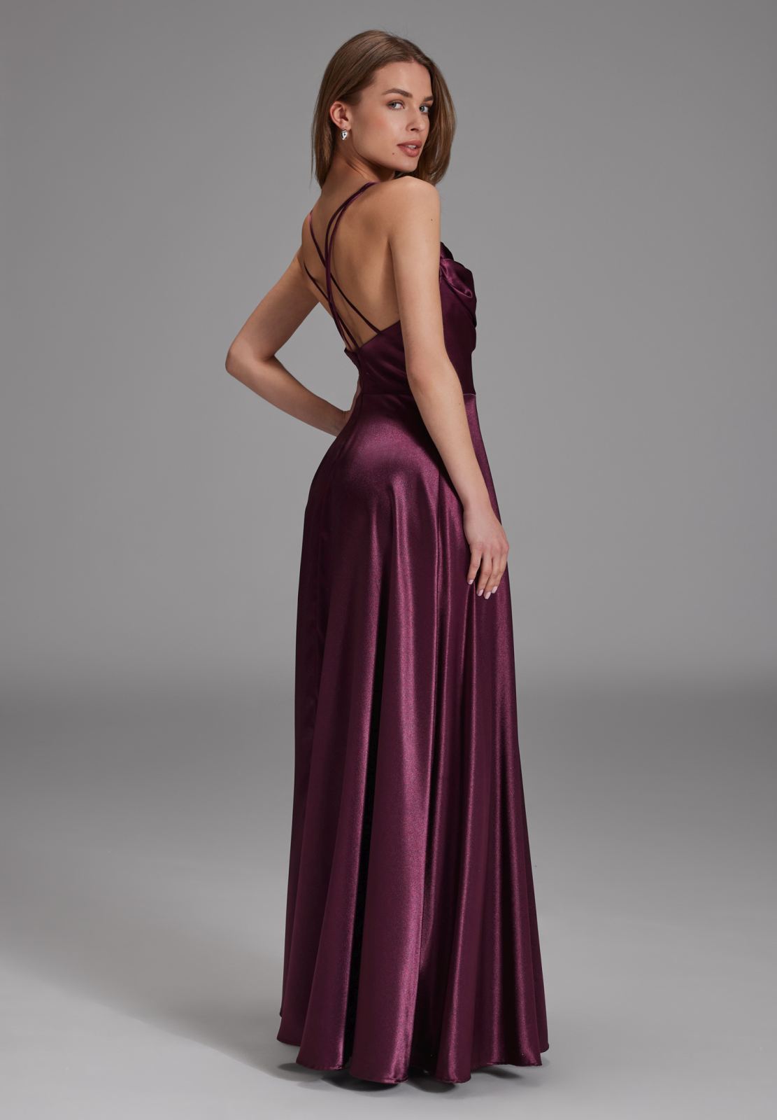 Satin-Abendkleid mit Gehschlitz