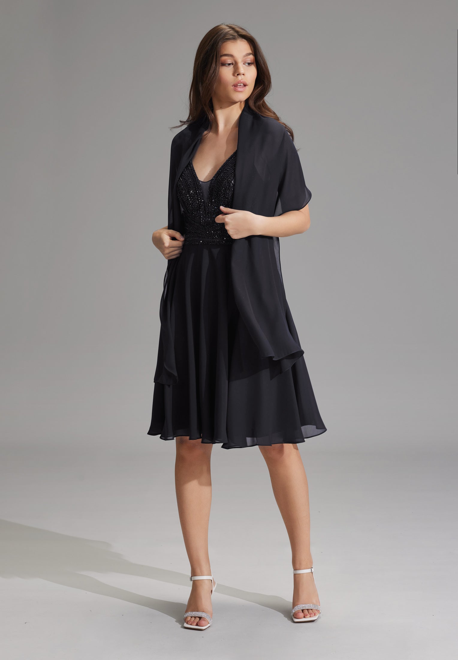 Zarte Chiffon-Stola im geraden Schnitt