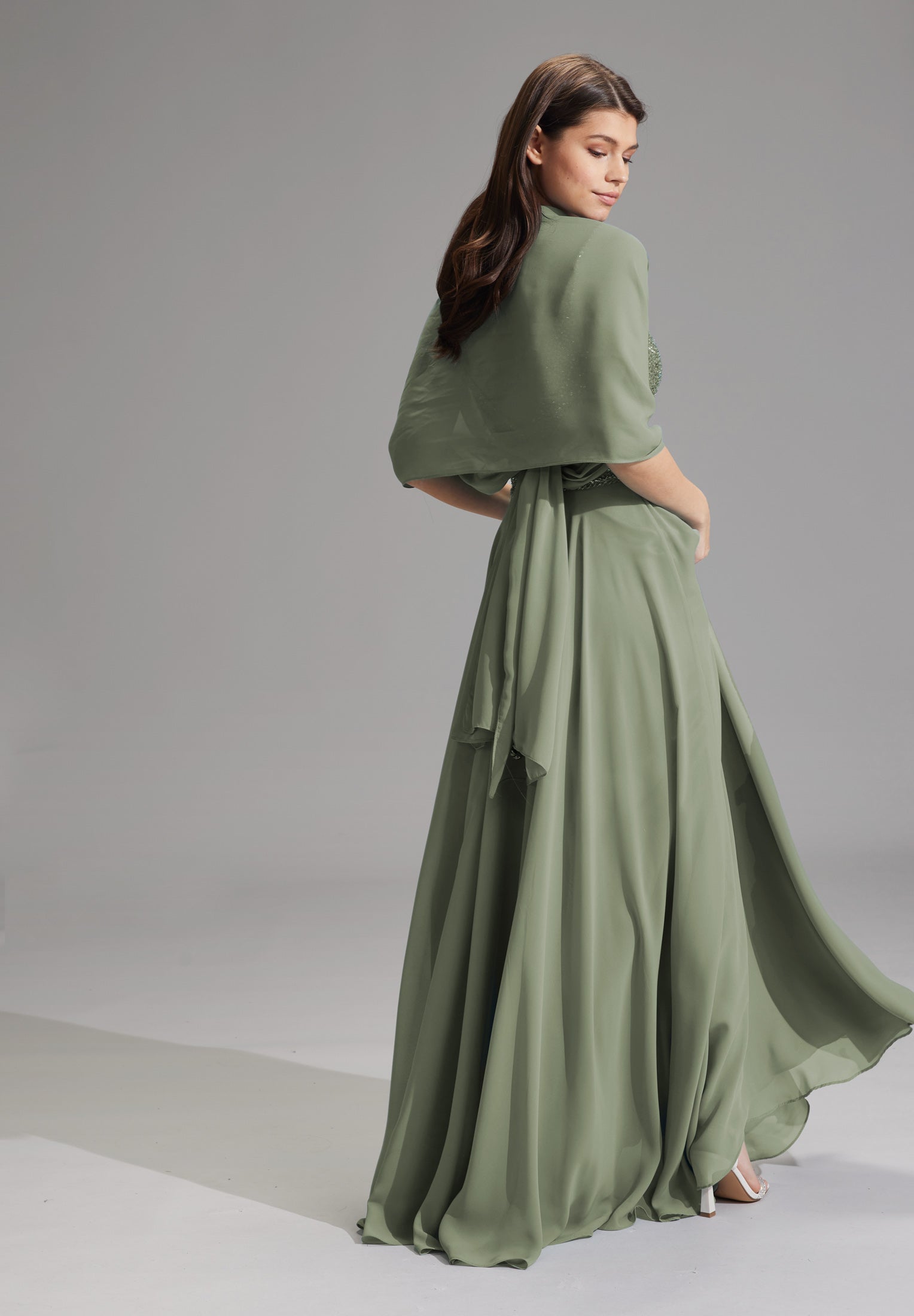 Zarte Chiffon-Stola im geraden Schnitt