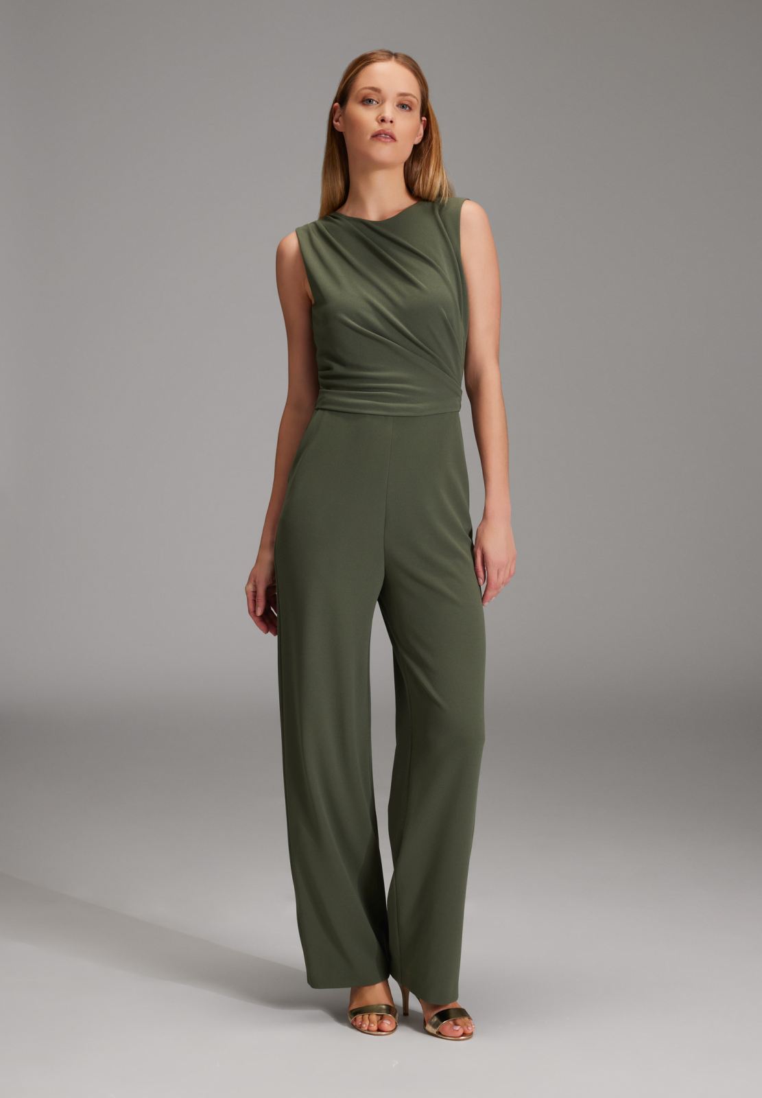 Jumpsuit aus Jersey Crêpe mit Drapierung summernight green