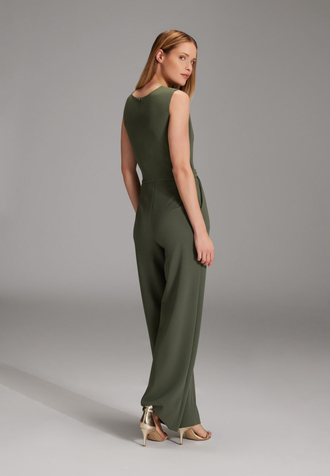 Jumpsuit aus Jersey Crêpe mit Drapierung