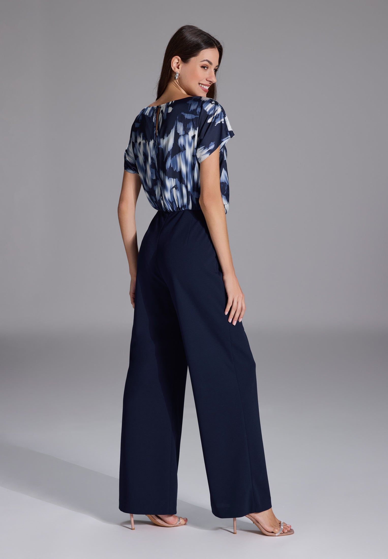 Jumpsuit mit bedrucktem Satin Top und Knoten Detail