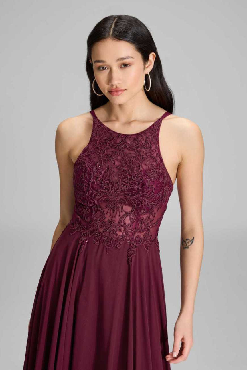 Abendkleid mit Stickerei und Chiffonrock