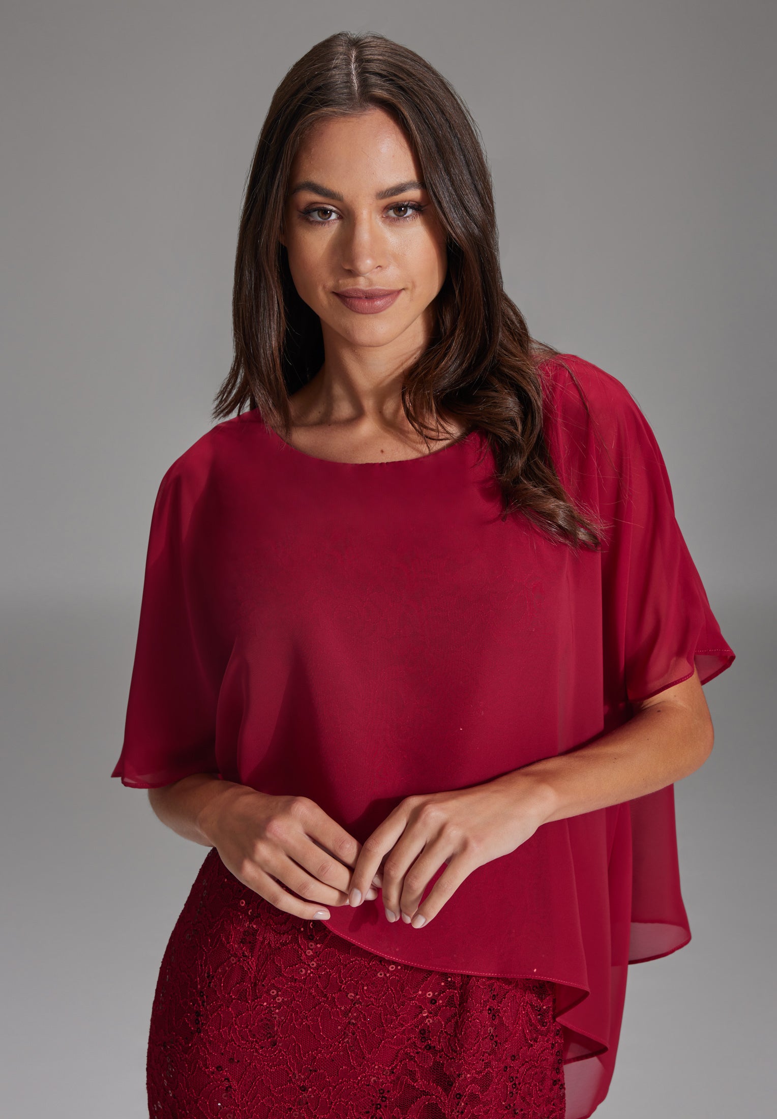 Cocktailkleid mit Überwurf