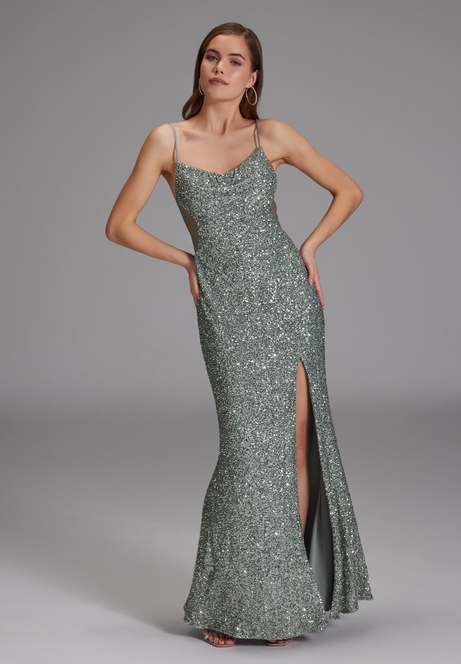 Slipdress mit transparenter Rückenpartie