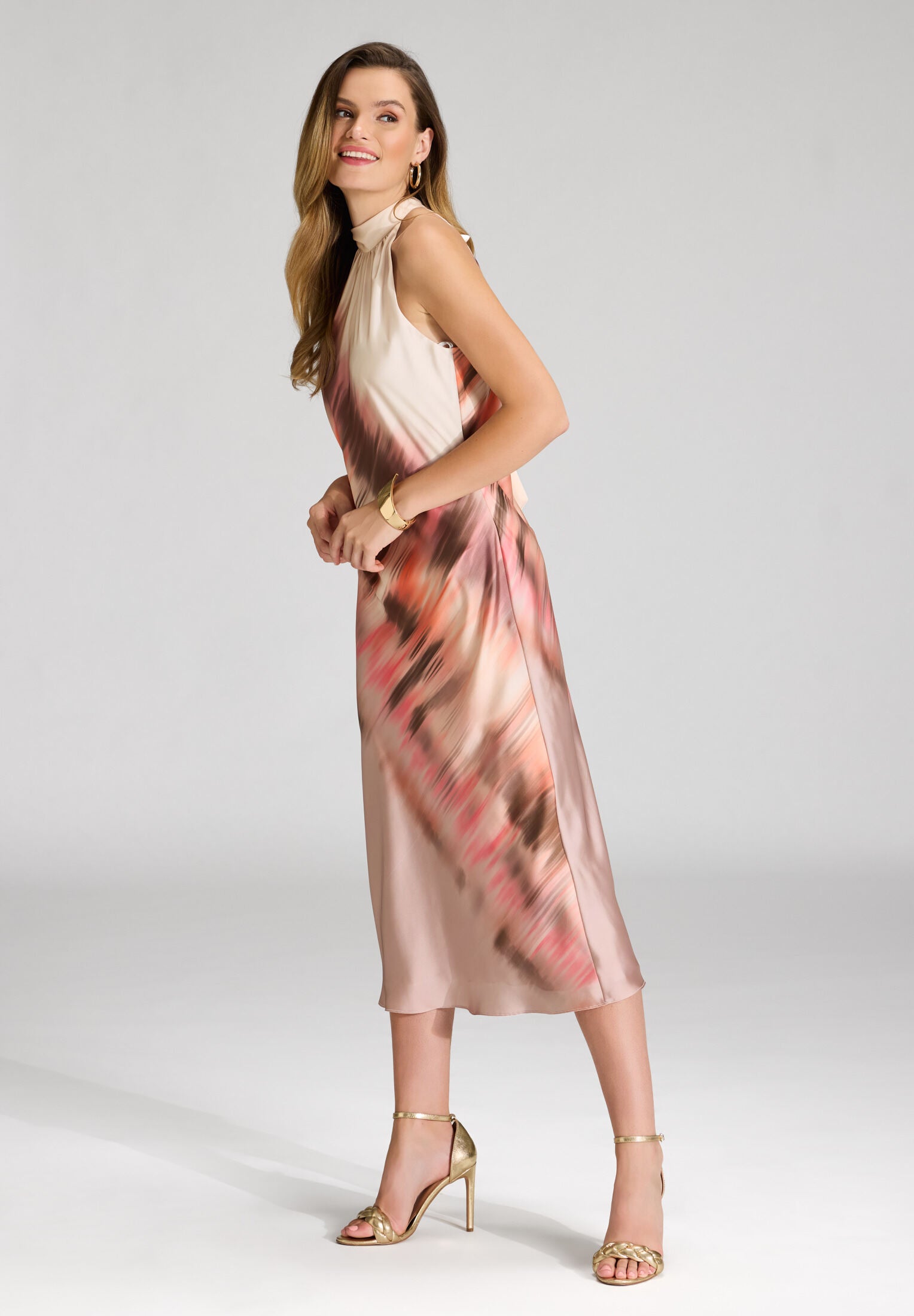 Bedrucktes Slip Dress aus Satin mit Stehkragen