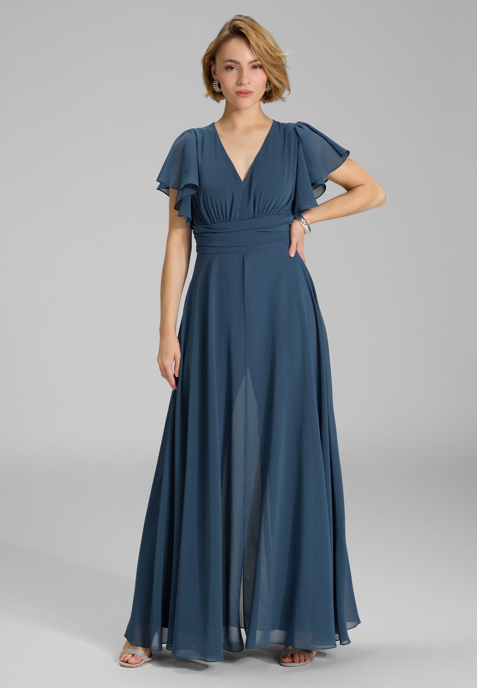 Chiffon Jumpsuit mit Überrock und Volantärmeln timeless blue