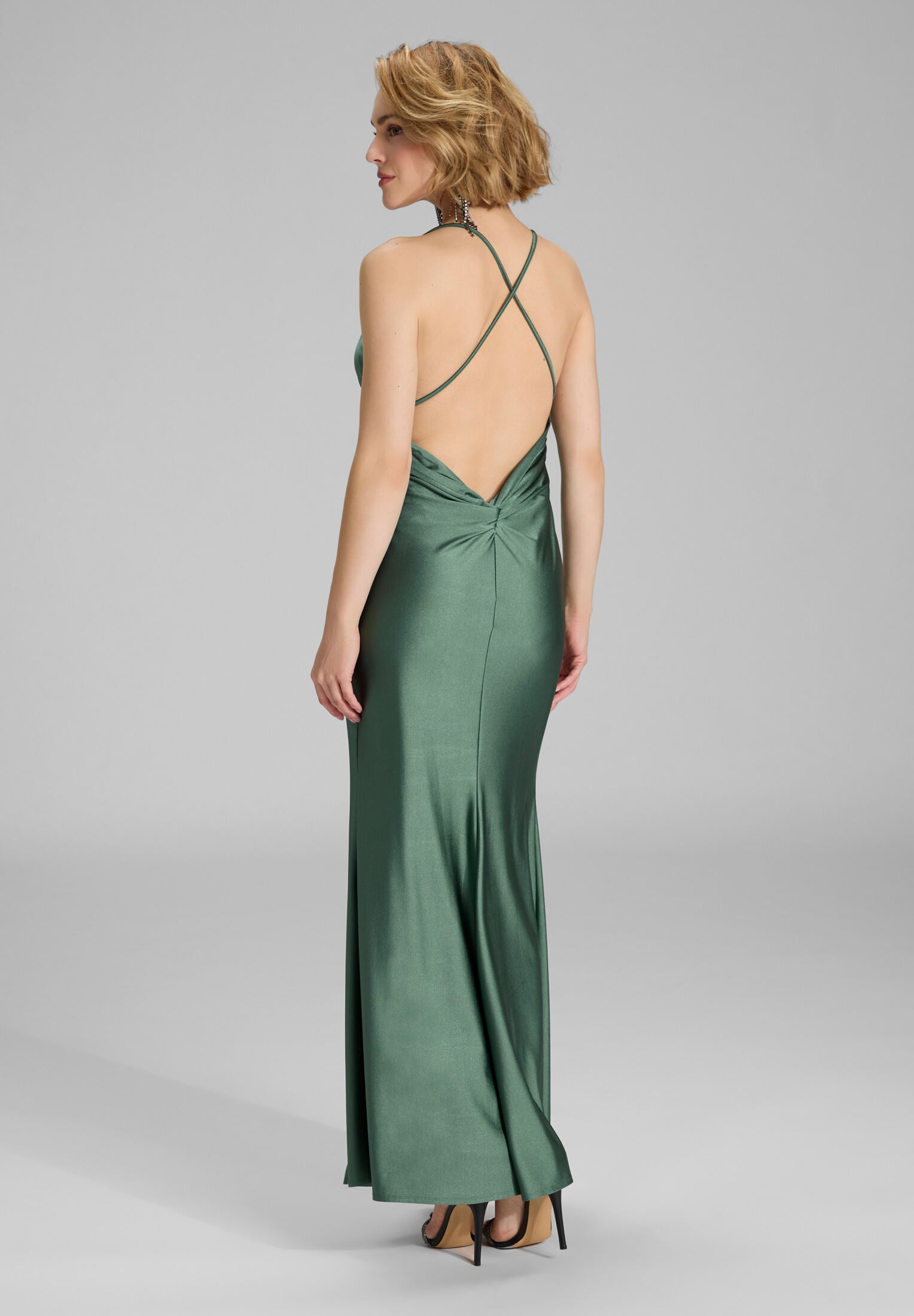 Abendkleid mit Knotendetail am Rücken aus Jersey Satin