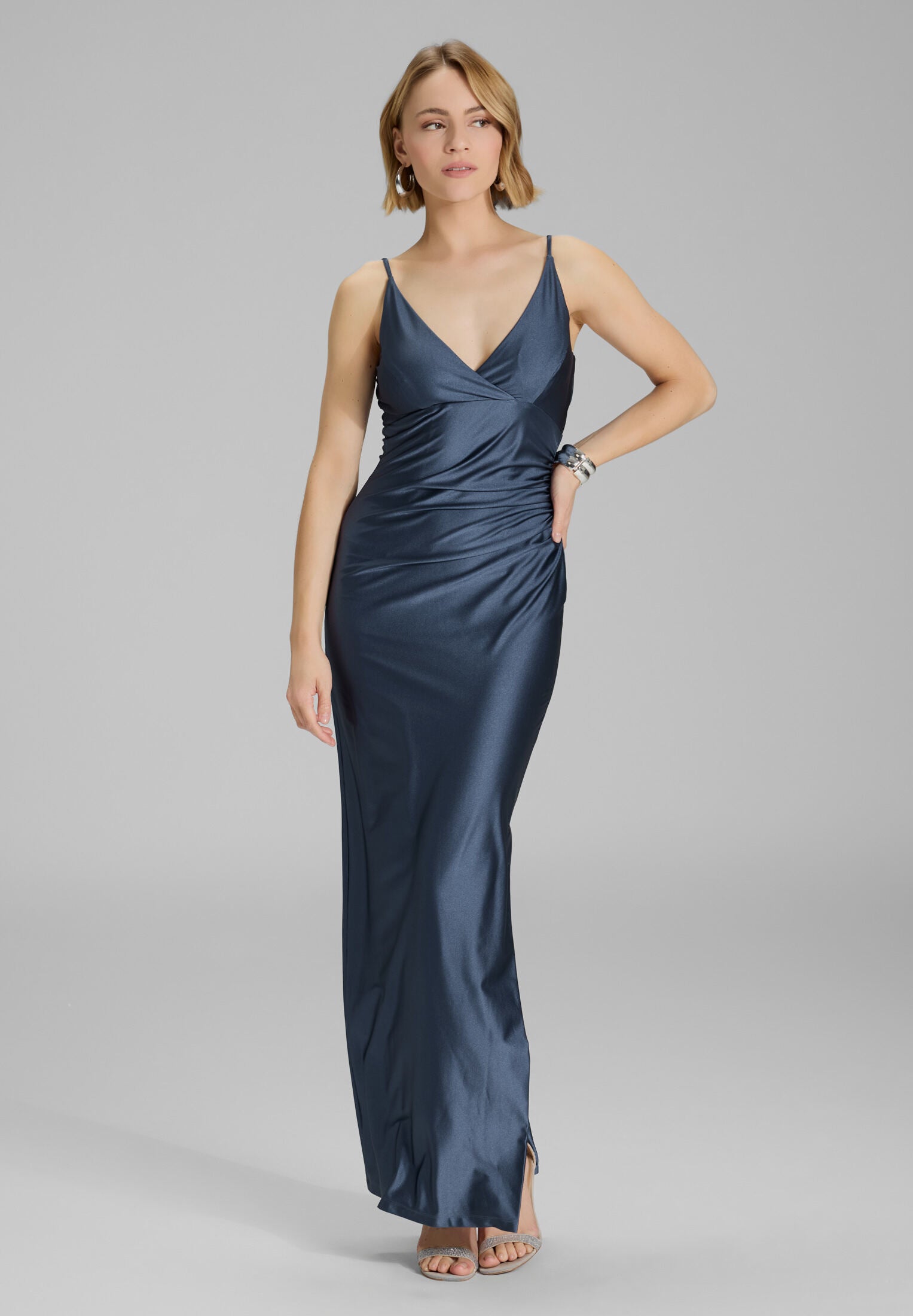 Abendkleid mit seitlicher Raffung aus Jersey Satin timeless blue