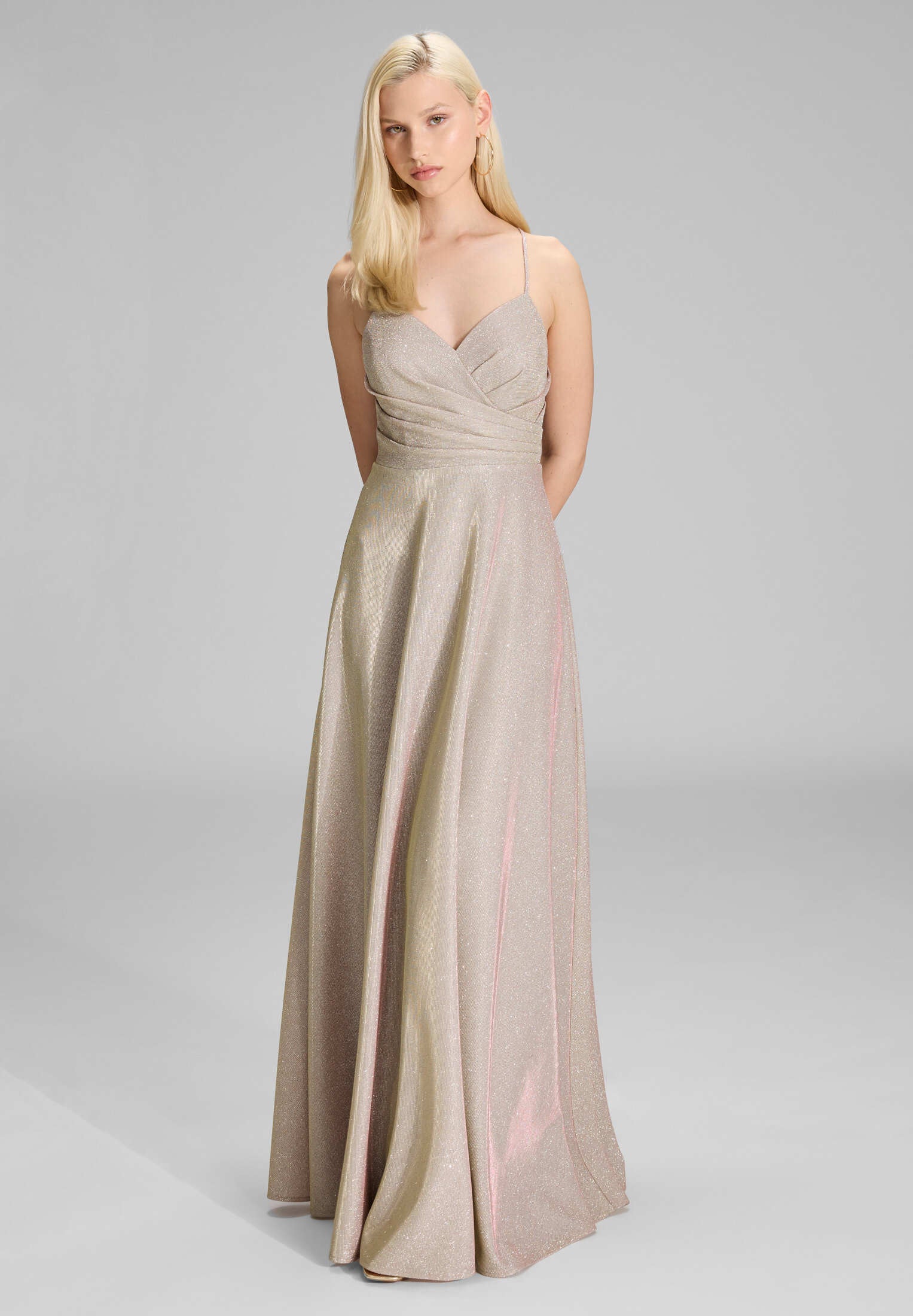 Abendkleid mit Schimmereffekt gold