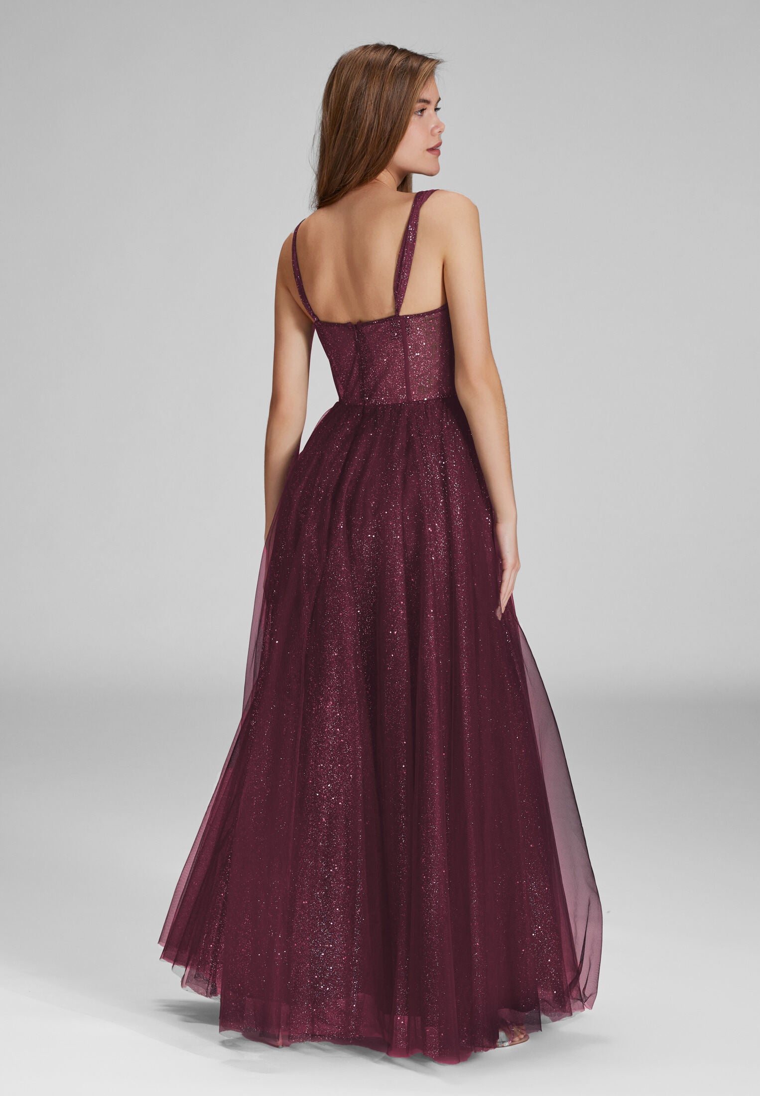 Tüllrobe mit Schimmereffekt