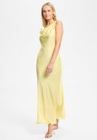 Abendkleid aus Satin mit Wasserfall Ausschnitt
