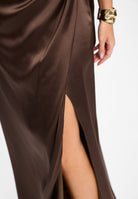 Abendkleid aus Stretch Satin