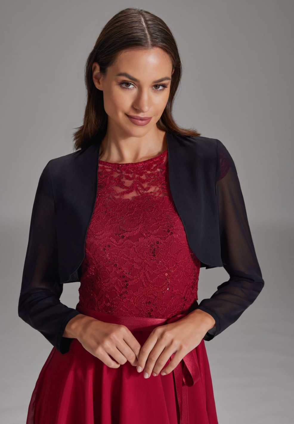 Bolero mit transparenten Ärmeln