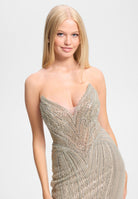 Abendkleid mit All-Over Stickerei