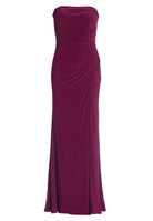 Figurbetontes Abendkleid mit Beinschlitz