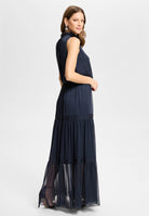 Abendkleid aus Crinkle Chiffon mit Stufenrock