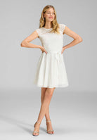 Kleid mit paillettenbesetztem Spitzenoberteil ivory