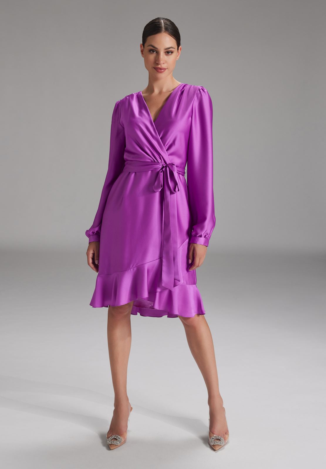 Volantkleid aus nachhaltigem Satinchiffon grape purple