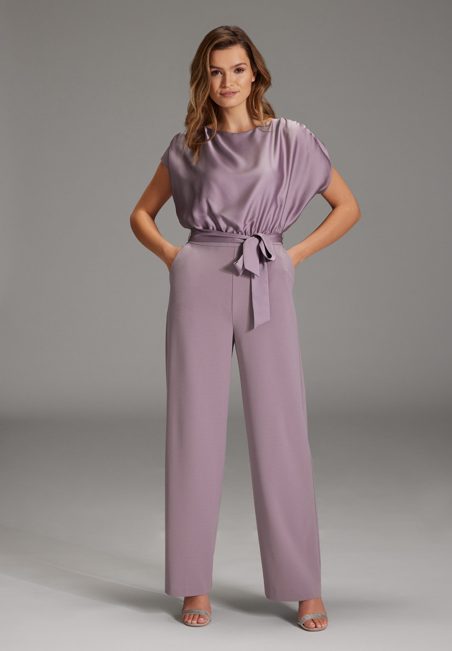 Jumpsuit mit Hose aus Crepe mauve purple