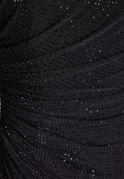 Langärmliges Cocktailkleid mit funkelndem Strassbesatz