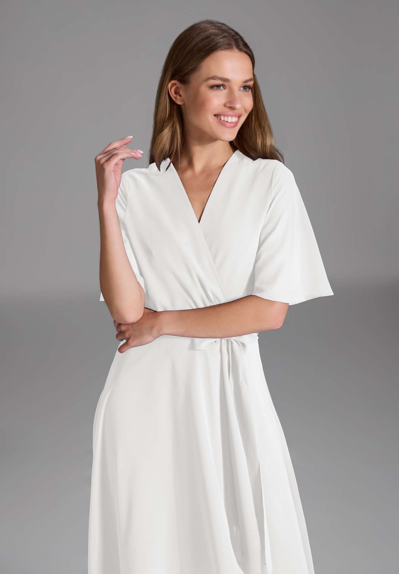 Chiffon Kleid in Wickel Optik mit Vokuhila Saum