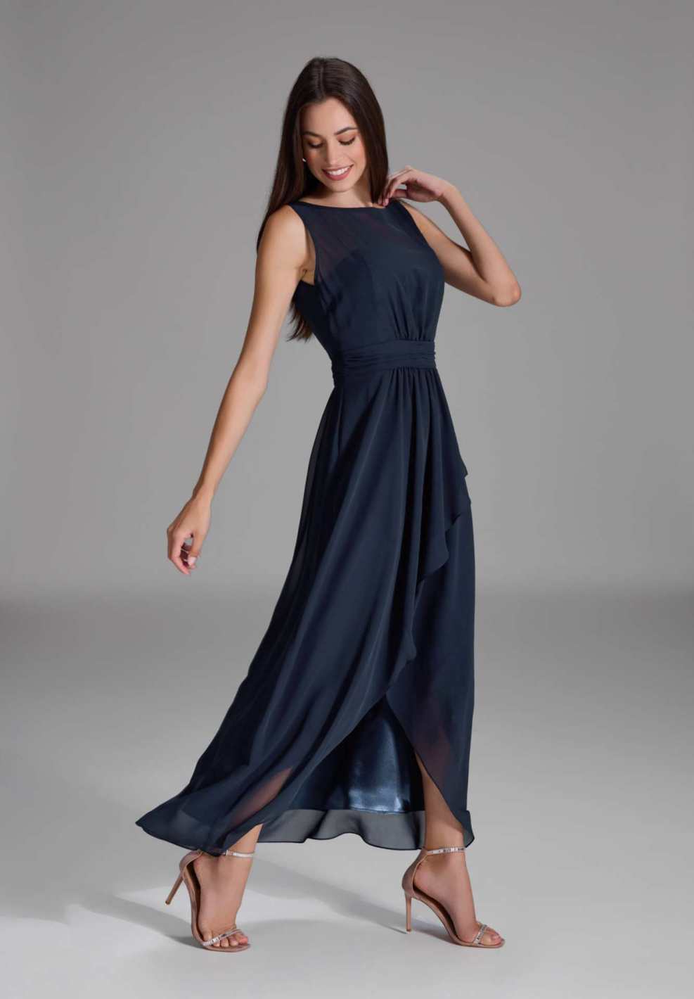 Abendkleid aus Chiffon mit Vokuhila Saum