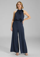Jumpsuit mit Schluppe aus gehämmertem Satin navy
