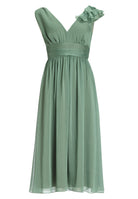 Cocktailkleid aus Crinkle Chiffon mit Volant Detail an der Schulter