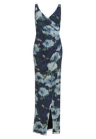 Figurbetontes Abendkleid aus Mesh mit Ikat Druck