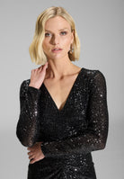 Abendkleid aus elastischem Paillettenstoff