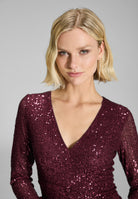 Abendkleid aus elastischem Paillettenstoff