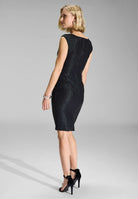 Cocktailkleid aus foliertem Jersey in Bouclé Optik mit Drapierungen