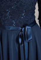 Cocktailkleid aus Paillettenspitze mit Chiffonrock