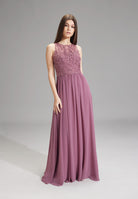 High-closed-Abendkleid mit floraler Spitze