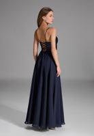 Abendkleid mit Schnür-Oberteil aus Paillette