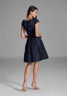 Cocktailkleid aus Taft und Spitze