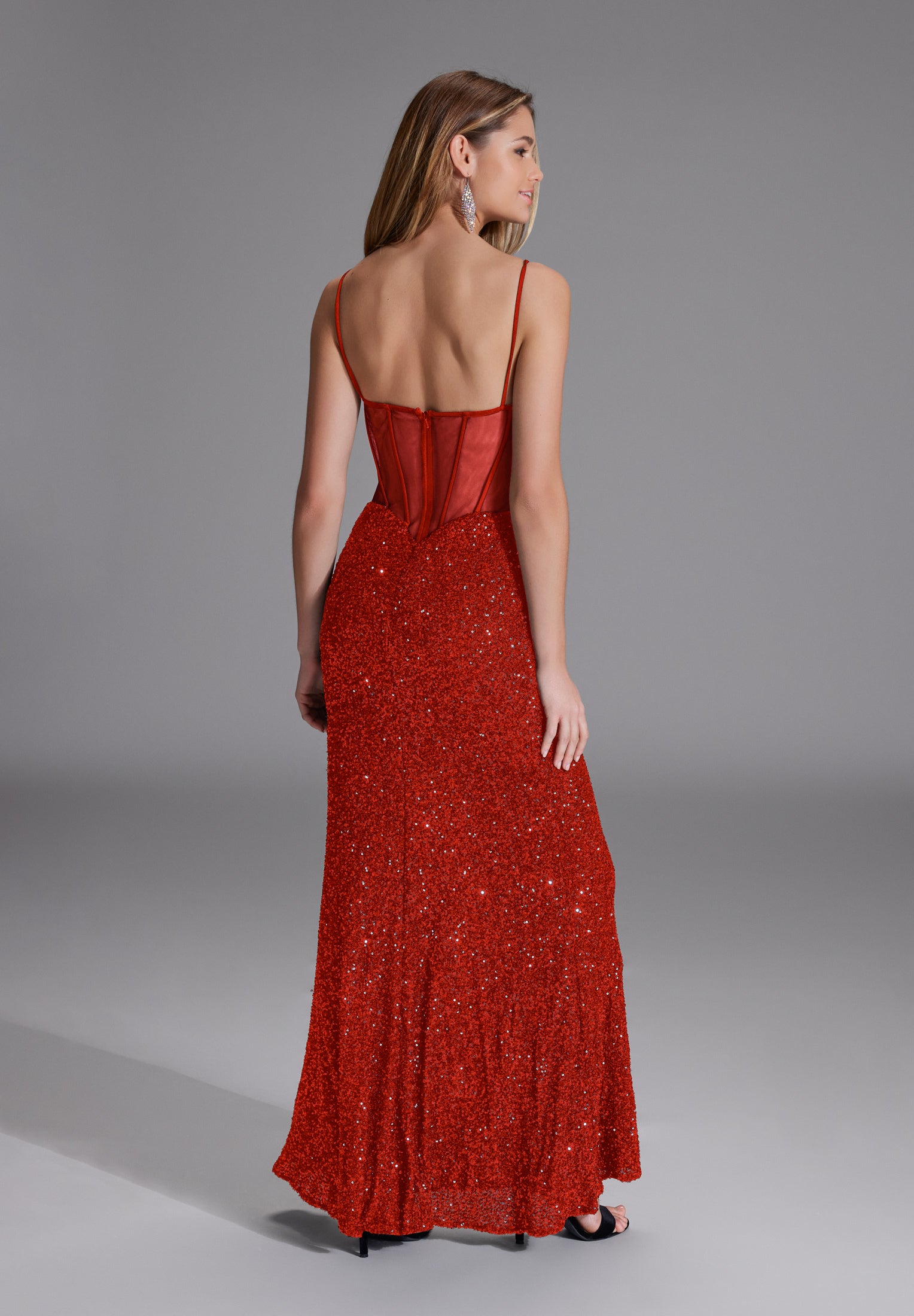 Slipdress mit transparenter Rückenpartie