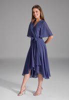 Chiffon Kleid in Wickel Optik mit Vokuhila Saum