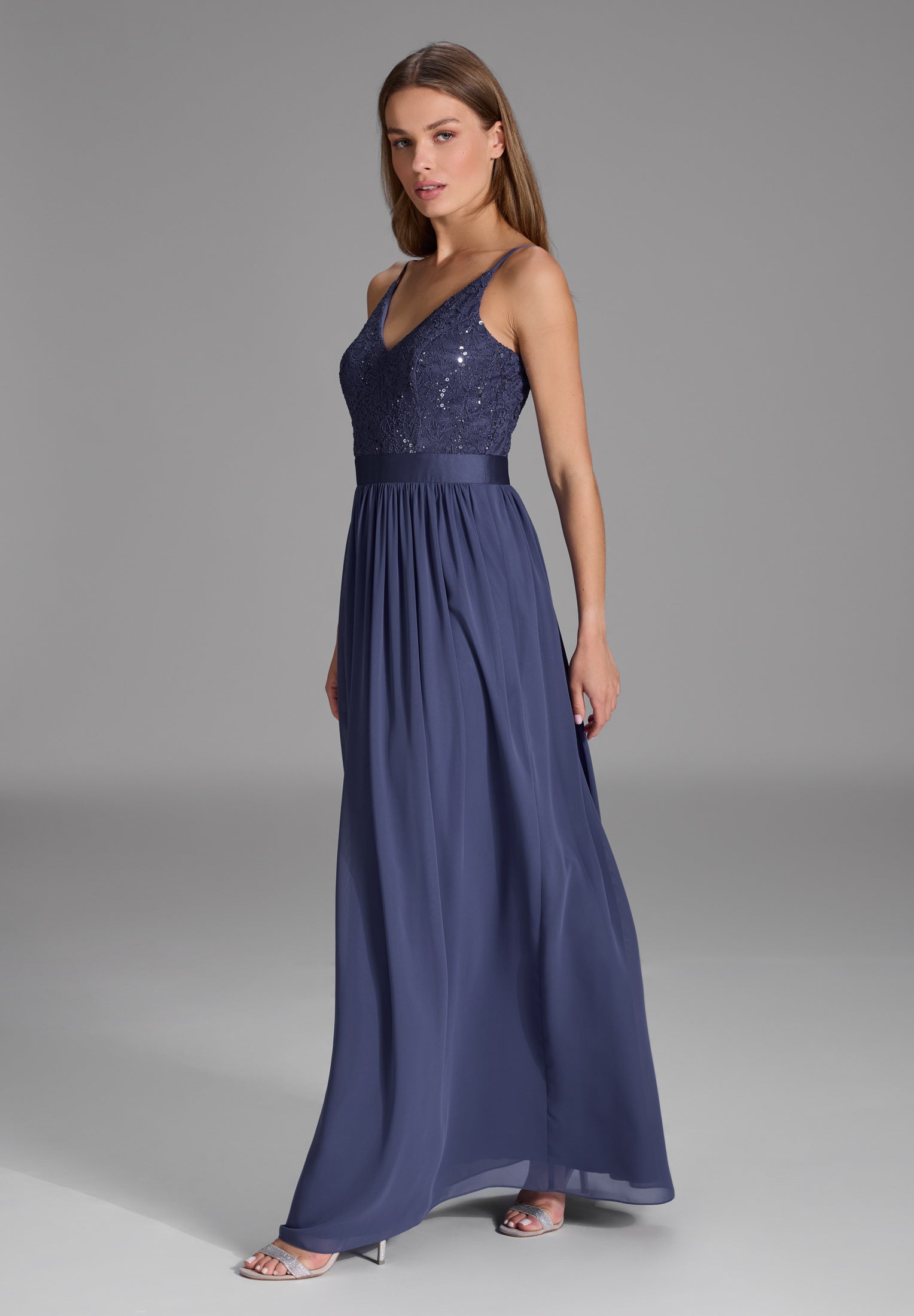 Abendkleid aus Spitze-Chiffon-Mix