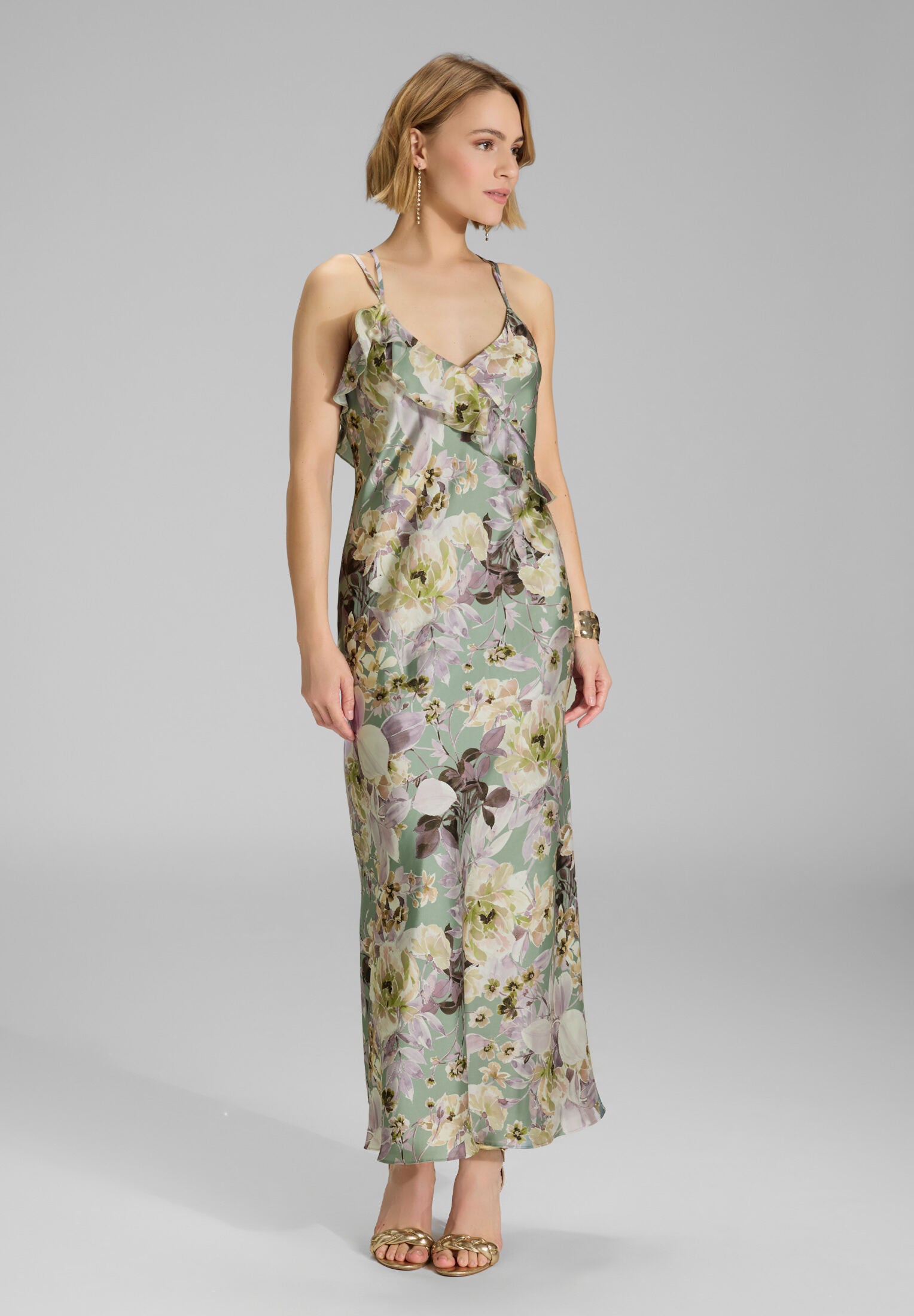 Langes Slip Dress mit Volants aus nachhaltigem bedruckten Satin deep slate | multi