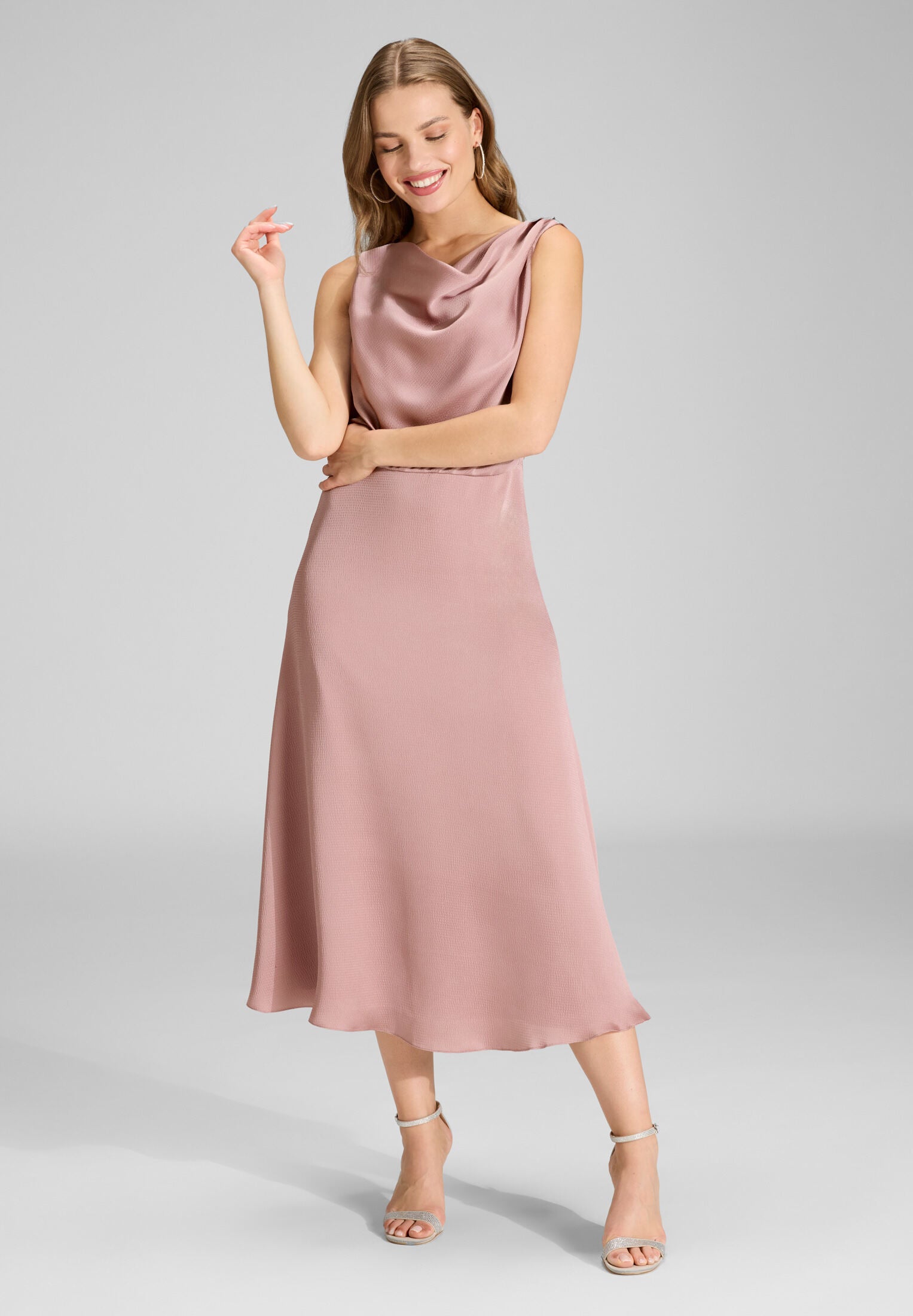 Cocktailkleid aus Satin mit Wasserfall Ausschnitt vintage pink